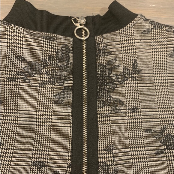 Zara Top - Picture 2 of 5